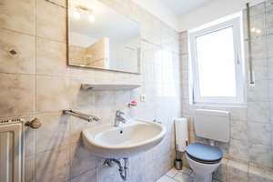 Gepflegte und helle 2,5 Zimmer-Wohnung mit Balkon und Stellplatz im Dellviertel in Duisburg ! – Die vollständige Adresse der Immobilie erhältst du vom Anbieter., 47051 Dellviertel, Duisburg – Vorschaubild 11