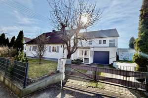 ***Haus mit Charakter sucht neue Ideen – freistehendes Einfamilienhaus mit Potenzial – Die vollständige Adresse der Immobilie erhältst du vom Anbieter., 86456 Gablingen – Vorschaubild 1