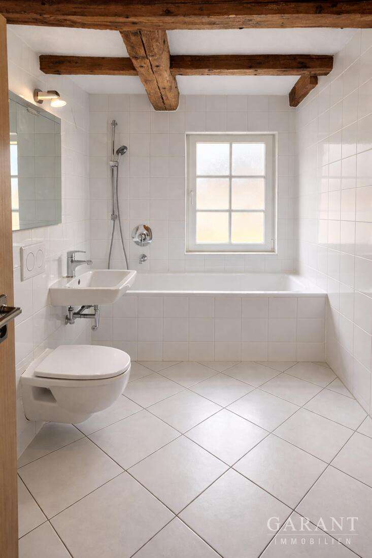 Immobilie in Remshalden - Historisches Wohnen mit Stil - 3 Zimmer-Maisonette-Wohnung in denkmalgeschütztem Gebäude! - Bild 1