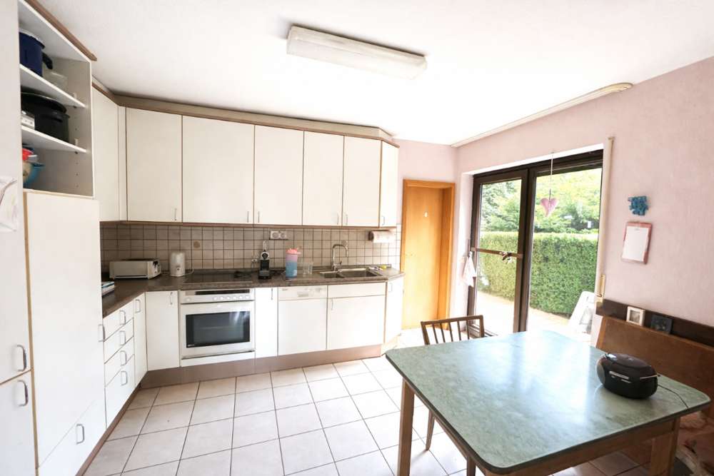 Immobilie in Kirchardt - GLOBAL INVEST | Großzügiges Zweifamilienhaus mit 220m² Wohnfläche und 1.000m² großem Garten - Bild 12