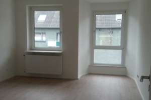 Moderne 4-Zimmer-Wohnung mit 2 Balkonen und Garten – Die vollständige Adresse der Immobilie erhältst du vom Anbieter., 40229 Eller, Düsseldorf – Vorschaubild 14