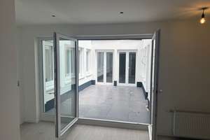 Großzügige Haus-in-Haus-Wohnung mit 328 m², eigenem Eingang und Tiefgarage in Düsseldorf – Klosterstraße 58b, 40211 Stadtmitte, Düsseldorf – Vorschaubild 11