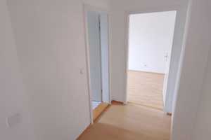 Charmante 2-Zimmer-Wohnung mit Stellplatz - Ihr neues Zuhause! – Heidestraße 78 bis 86, 6842 Dessau-Roßlau – Vorschaubild 4