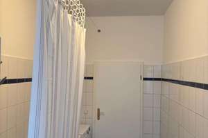 Großzügige 3-Zimmer-Stuckaltbauwohnung mit Balkon – Wilhelm-Stolze- Straße 19, 10249 Friedrichshain, Berlin – Vorschaubild 17