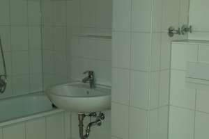 Helle 2-Zimmer-Wohnung nahe grüner Parkanlage und Gropiusstadtpassagen – Lipschitzallee 40, 12353 Gropiusstadt, Berlin – Vorschaubild 4