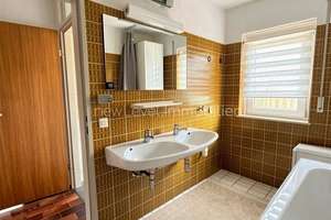 Ihr neues Zuhause in Giengen: 5 Zimmer, 107 m²,  Balkon, Loggia & Garage mit viel Potenzial – Die vollständige Adresse der Immobilie erhältst du vom Anbieter., 89537 Giengen an der Brenz – Vorschaubild 8