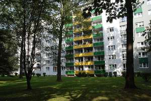 Ruhig gelegene Balkonwohnung mit Tageslichtbad – Am Karbel 44, 9116 Altendorf, Chemnitz – Vorschaubild 2