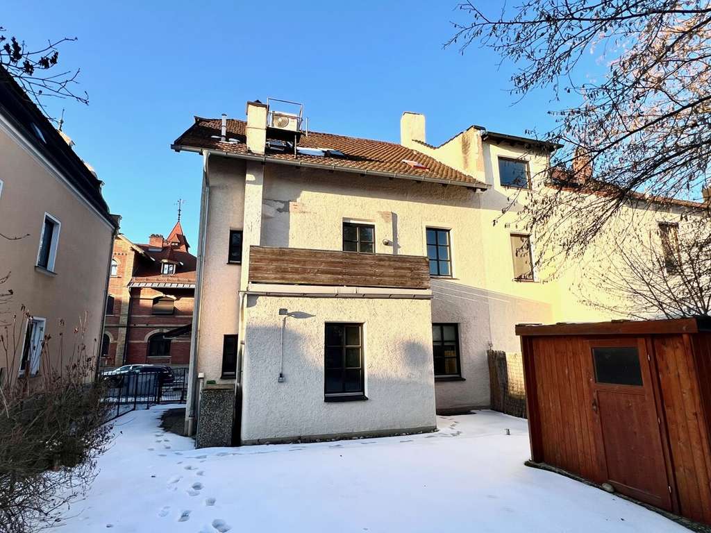 Immobilie in Straubing - Haus mit viel Potenzial- in genialer Lage - Bild 3
