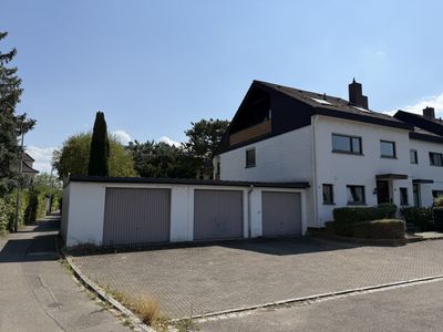 Haltingen: Familiyhome mit grossem Garten und Garage zur Verwirklichung Ihres Wohntraums