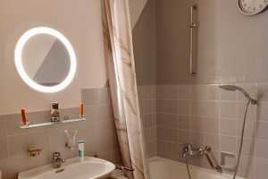 Property thumbnail 2