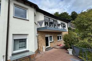 Tolles Haus ! Umfangreich modernisiert + ruhige Südhanglage – Die vollständige Adresse der Immobilie erhältst du vom Anbieter., 57567 Daaden – Vorschaubild 5