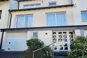 Bezaubernd in Solingen Gräfrath. Einfamilienhaus mit Terrasse, Teich und Garage. – Die vollständige Adresse der Immobilie erhältst du vom Anbieter., 42653 Gräfrath, Solingen – Vorschaubild 3