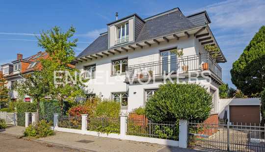 Bild von Seltene Gelegenheit: Freistehendes Einfamilienhaus mit Traumgarten in Bestlage