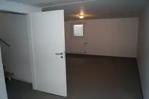 Großzügiges Reihenhaus mit Natur und See vor der Tür – stadtnah wohnen in Karlsruhe – Lachenweg 32d, 76139 Karlsruhe – Vorschaubild 13