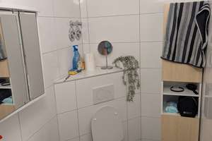 helles Zimmer in Heidelberger WG – Otto-Hahn-Platz 3, 69126 Emmertsgrund, Heidelberg – Vorschaubild 4