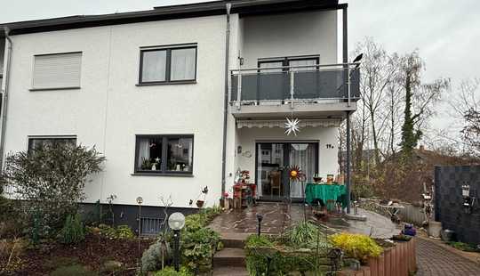 Bild von Kelkheim: Familien aufgepasst!! Schöne Doppelhaushälfte in gesuchter Wohnlage