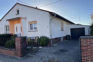 Solides Einfamilienhaus mit Garten und Garage in ruhiger Lage – 67580 Hamm am Rhein – Vorschaubild 2