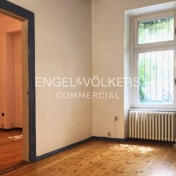 Ruhiges Büro im Hinterhof