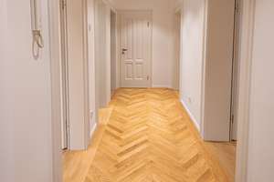 Helle 4 -Zimmer Luxuswohnung in R-EAST - Erstbezug nach Generalsanierung