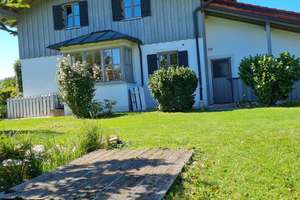 Charmante Doppelhaushälfte mit 150 m² Wohnfläche in Engelsberg – 84549 Engelsberg – Vorschaubild 4
