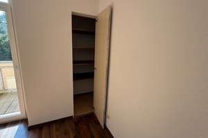 Top Whg. / Laminat / Bad mit Wanne/ großer Balkon u.v.m. – Olbernhauer Straße 20, 9125 Altchemnitz, Chemnitz – Vorschaubild 11