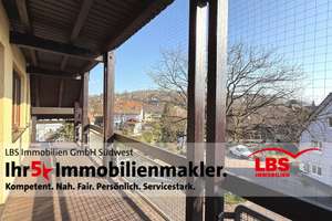 Bezugsfreie 4,5-Zimmer-DG-Wohnung in Grötzingen mit 4 Balkonen & einem Stellplatz – Die vollständige Adresse der Immobilie erhältst du vom Anbieter., 76229 Grötzingen, Karlsruhe – Vorschaubild 8