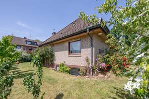 Dieser Wohn(t)raum wartet auf SIE: 
"Großzügiges Einfamilienhaus in familienfreundlicher Lage" – Die vollständige Adresse der Immobilie erhältst du vom Anbieter., 21465 Reinbek – Vorschaubild 18