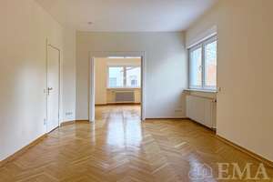 Großzügiges Zweifamilienhaus auf traumhaftem Gartengrundstück in Berlin-Frohnau – Die vollständige Adresse der Immobilie erhältst du vom Anbieter., 13465 Frohnau, Berlin – Vorschaubild 7