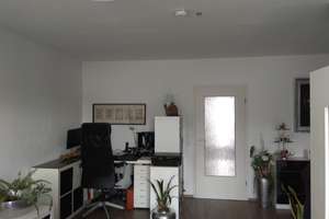 Gepflegte 2-Zimmer-Wohnung im 2. OG in ruhiger Lage mit Süd-Balkon und TG-Platz in DA-Arheilgen – Römerstrasse 63, 64291 Arheilgen, Darmstadt – Vorschaubild 7