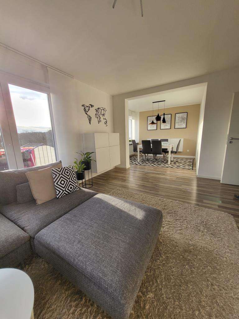 Immobilie in Zweibrücken - Ansprechend modernisiertes Dreifamilienhaus (Erbbaurecht) - Bild 0