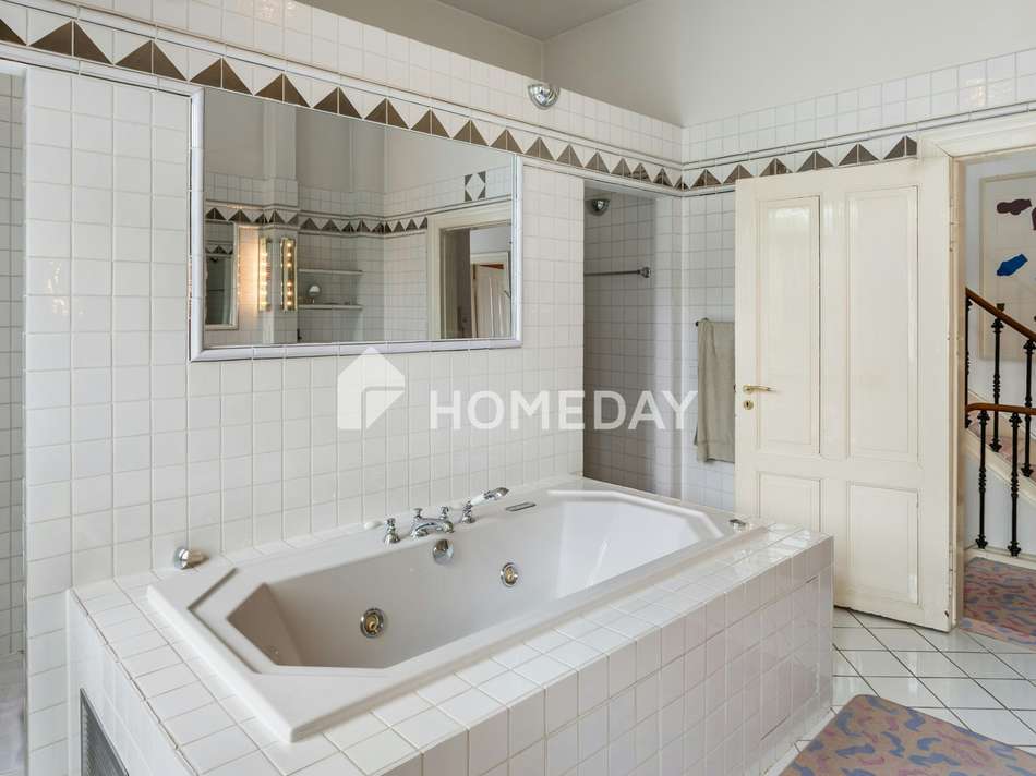 1. OG Badezimmer 2