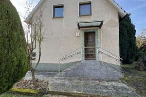 modernisierungsbedürftiges Einfamilienhaus mit Garage, Carport und großem Garten. – Pantaleonstraße 10, 50374 Erftstadt – Vorschaubild 5