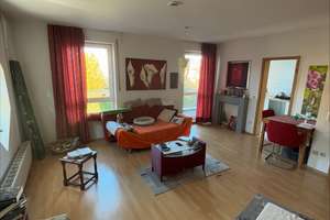 Helle 2-Zimmerwohnung mit Balkon und Gäste-WC in traumhafter Lage