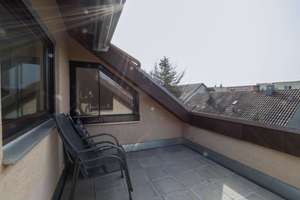 Familien & Paare aufgepasst! 4-Zi.-DG-Whg. in Sontheim ca. 101m², Loggia, 2x TG & flexibler Nutzung – Die vollständige Adresse der Immobilie erhältst du vom Anbieter., 74081 Sontheim, Heilbronn – Vorschaubild 8