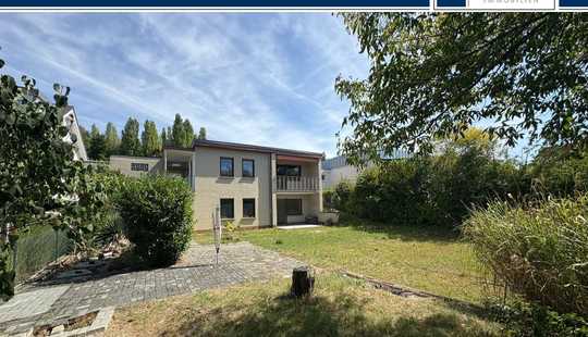 Bild von Einfamilienhaus mit viel Potenzial in bester Lage von Bensheim-Auerbach!