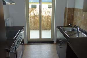 Traumwohnung in toller Stadtvilla!!! - mit EBK, Balkon, Laminat... – Robert-Blum-Str. 22, 9116 Schönau, Chemnitz – Vorschaubild 2