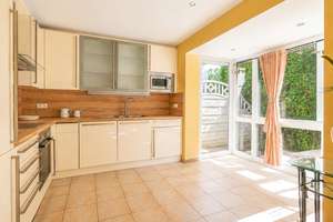 Beste Lage Kaiserallee - Außergewöhnliche 5-Zimmer-Wohnung  mit Haus-Charakter – Kaiserallee 31a, 23570 Travemünde, Lübeck – Vorschaubild 4