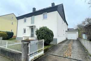 Butzbach: Preisreduziertes Mehrfamilienhaus mit hoher Rendite – Wetteraukreis – Vorschaubild 1