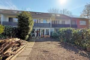 Mittelreihenhaus mit viel Potenzial in traumhafter und ruhiger Lage – Wentzel Dr. – Die vollständige Adresse der Immobilie erhältst du vom Anbieter., 22395 Sasel, Hamburg – Vorschaubild 22