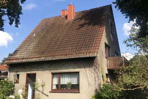 Freistehendes Einfamilienhaus mit Garage und großem Garten – Die vollständige Adresse der Immobilie erhältst du vom Anbieter., 28777 Rönnebeck, Bremen – Vorschaubild 2