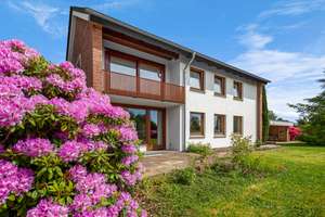 Lichtdurchflutetes Einfamilienhaus mit großem Garten für die ganze Familie – Die vollständige Adresse der Immobilie erhältst du vom Anbieter., 28844 Weyhe – Vorschaubild 2