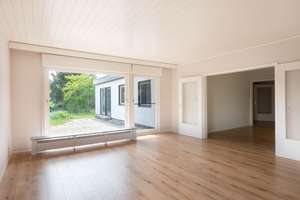 WOHNEN AUF ZEIT: 6,5-ZIMMER-BUNGALOW IN SEEFELD-HECHENDORF – Die vollständige Adresse der Immobilie erhältst du vom Anbieter., 82229 Seefeld – Vorschaubild 3