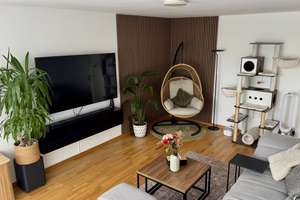 Großzügige 2,5-Zimmer-Wohnung mit Westbalkon & EBK – Die vollständige Adresse der Immobilie erhältst du vom Anbieter., 93049 Westenviertel, Regensburg – Vorschaubild 2