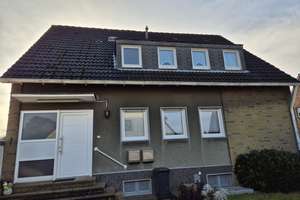 Zuhause mit viel Platz in Bottrop-Feldhausen – Die vollständige Adresse der Immobilie erhältst du vom Anbieter., 46244 Overhagen, Bottrop – Vorschaubild 2
