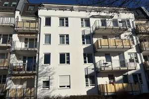 2 Raum Wohnung mit Aufzug, Stellplatz, offene Küche, EBK und Balkon in ruhiger Lage zu vermieten – Tannenstraße 17, 9113 Schloßchemnitz, Chemnitz – Vorschaubild 2
