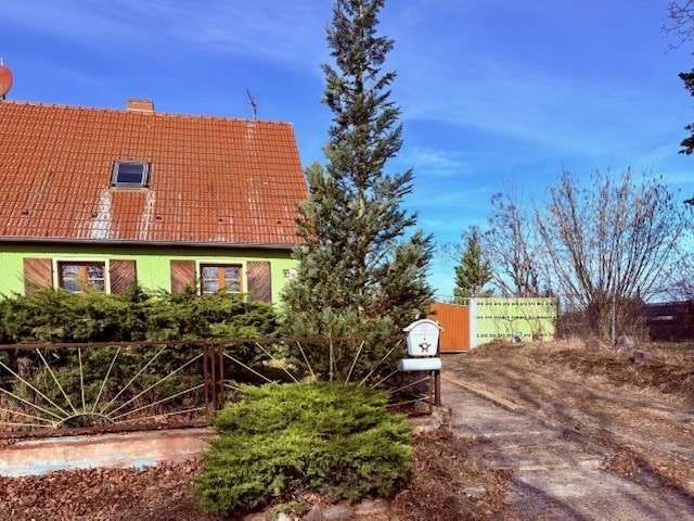 DHH mit Veranda zu verkaufen, Uckermark Kreis – Bild 2