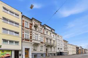 Stilvolles Gründerzeithaus mit 341m² Wohnfläche verteilt auf drei Wohneinheiten im Bonner Zentrum – Die vollständige Adresse der Immobilie erhältst du vom Anbieter., 53111 Bonn-Zentrum, Bonn – Vorschaubild 20