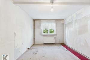 Großzügiges Zweifamilienhaus mit Garten und 3 Garagen in Ludwigshafen-Friesenheim – 67063 Friesenheim, Ludwigshafen am Rhein – Vorschaubild 14
