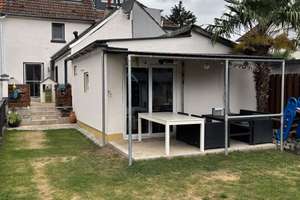 Geräumiges und modernisiertes 4-Zimmer-Haus mit gehobener Innenausstattung in Mainz-Kostheim – Die vollständige Adresse der Immobilie erhältst du vom Anbieter., 55246 Mainz-Kostheim, Wiesbaden – Vorschaubild 23