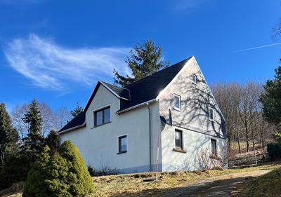 Einfamilienhaus mit großem Grundstück und Fernblick